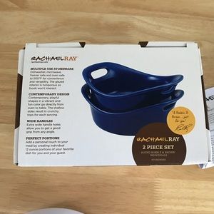 New Rachael Ray 2 piece stoneware cooking set